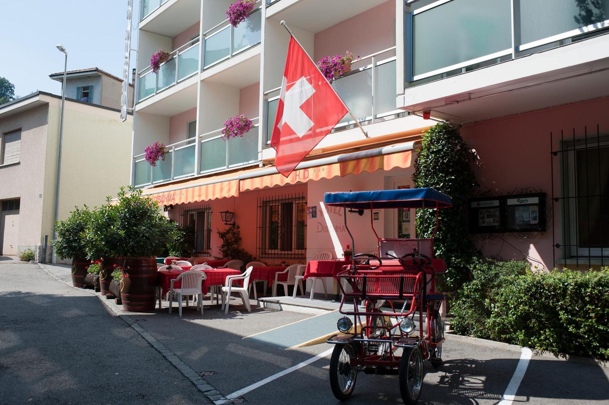Hotel Dischma - Free Bus And Train Ticket Paradiso Exterior photo
