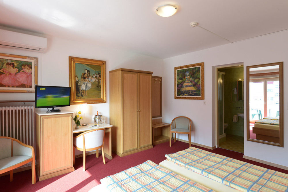 Hotel Dischma - Free Bus And Train Ticket Paradiso Exterior photo